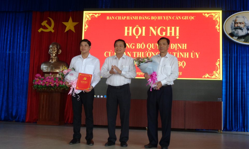 &Ocirc;ng Phạm Văn Bốn giữ chức B&iacute; thư Huyện ủy Cần Giuộc