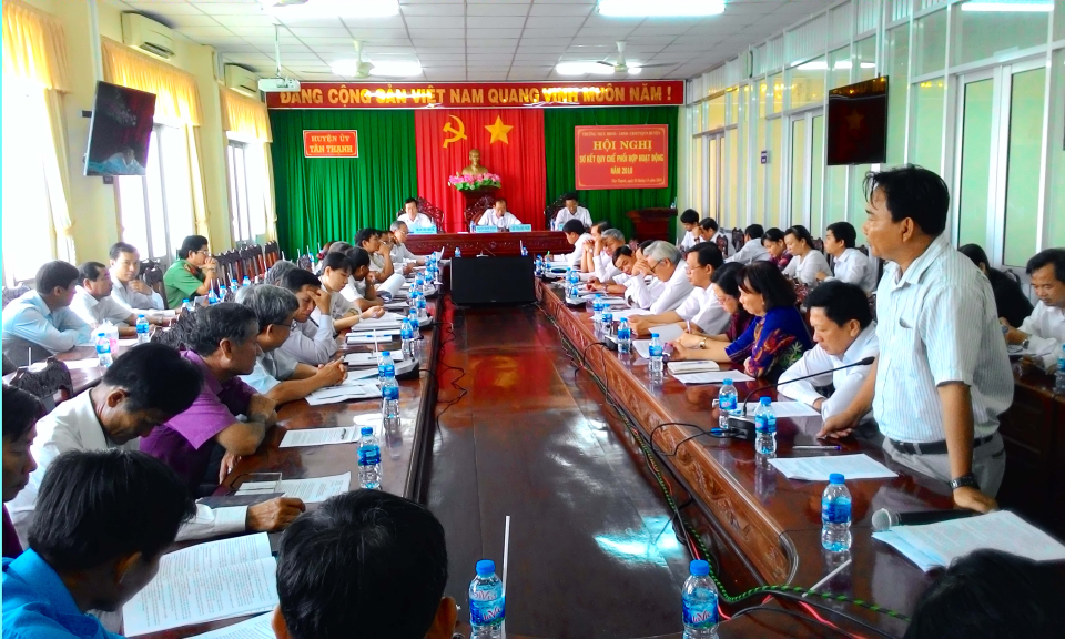 T&acirc;n Thạnh: Sơ kết quy chế phối hợp giữa HĐND – UBND – UBMTTQ Việt Nam huyện