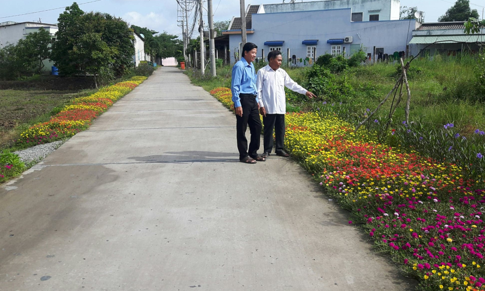 Những tuyến đường &ldquo;S&aacute;ng &ndash; xanh &ndash; sạch &ndash; đẹp&rdquo; tại huyện Bến Lức