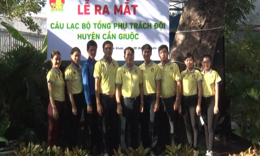 Cần Giuộc: Ra mắt c&acirc;u lạc bộ tổng phụ tr&aacute;ch Đội