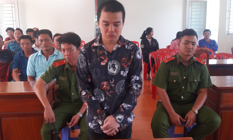 T&acirc;n Thạnh: Phi&ecirc;n t&ograve;a x&eacute;t xử c&ocirc;ng khai đối tượng T&agrave;ng trữ tr&aacute;i ph&eacute;p chất ma t&uacute;y