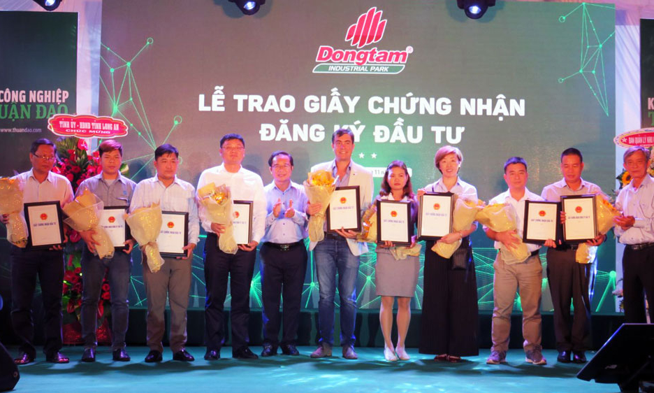 Khu c&ocirc;ng nghiệp Thuận Đạo tổ chức th&ocirc;ng xe tuyến đường kết nối với Đường tỉnh 830