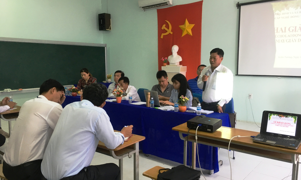 TX Kiến Tường : Khai giảng lớp đ&agrave;o tạo nghề cho lao động n&ocirc;ng th&ocirc;n