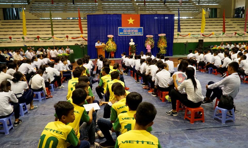 Trường TDTT Long An tổ chức lễ kỷ niệm ng&agrave;y Nh&agrave; gi&aacute;o Việt Nam