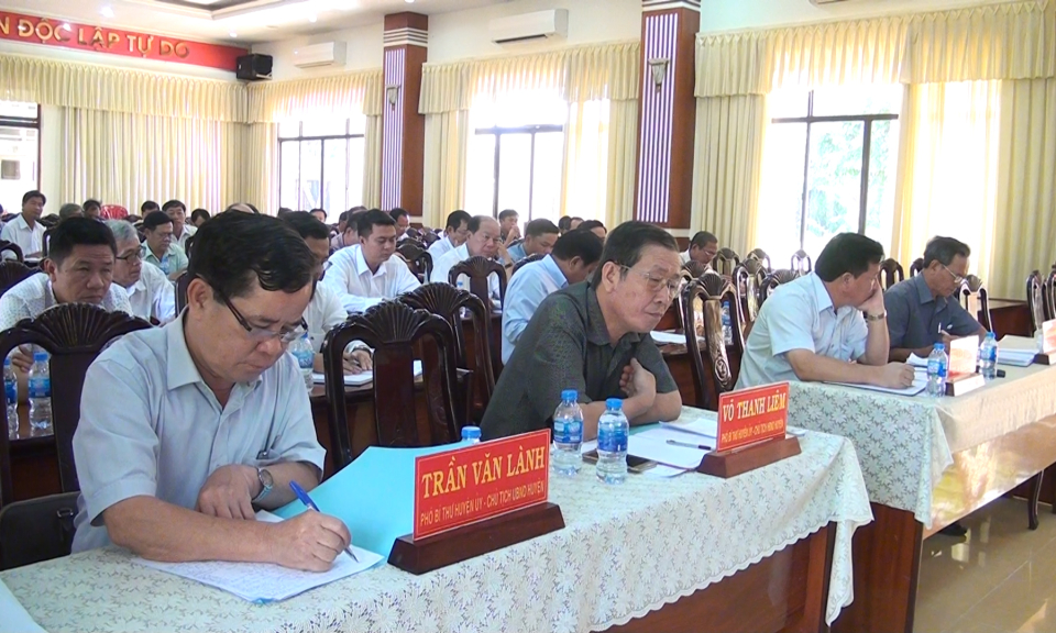 Đức H&ograve;a: Hội nghị r&uacute;t kinh nghiệm c&ocirc;ng t&aacute;c bồi thường, giải ph&oacute;ng mặt bằng, t&aacute;i định cư