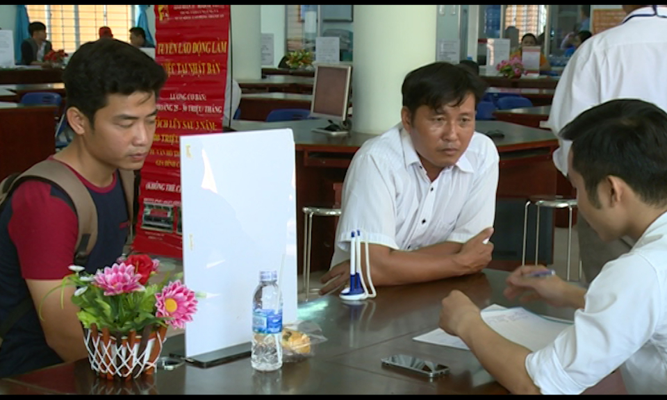 Long An giảm tỷ l&ecirc;̣ th&acirc;́t nghi&ecirc;̣p còn 3,5% năm 2018.