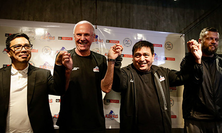 HLV Goran Eriksson c&oacute; trận ra mắt ho&agrave;n h&agrave;o c&ugrave;ng ĐT Philippines