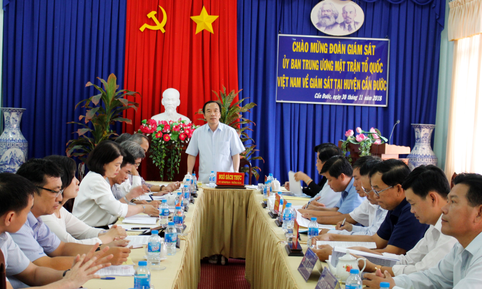 Ph&oacute; Chủ tịch UBTWMTTQVN gi&aacute;m s&aacute;t ph&ograve;ng chống tham nhũng tại Cần Đước