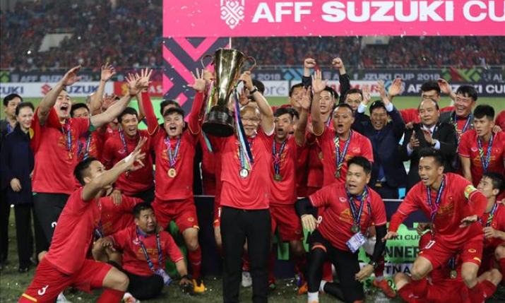 Tờ Korea Times tiết lộ 5 CLB H&agrave;n Quốc theo đuổi HLV Park Hang Seo