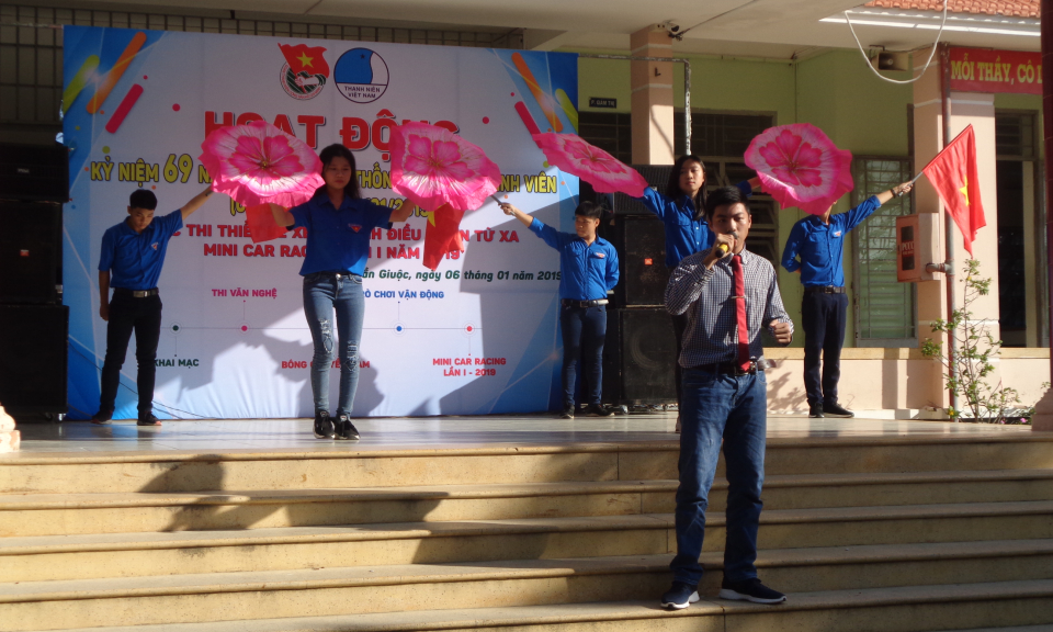 Cần Giuộc: S&ocirc;i nổi c&aacute;c hoạt động kỷ niệm 69 năm Ng&agrave;y truyền thống học sinh, sinh vi&ecirc;n