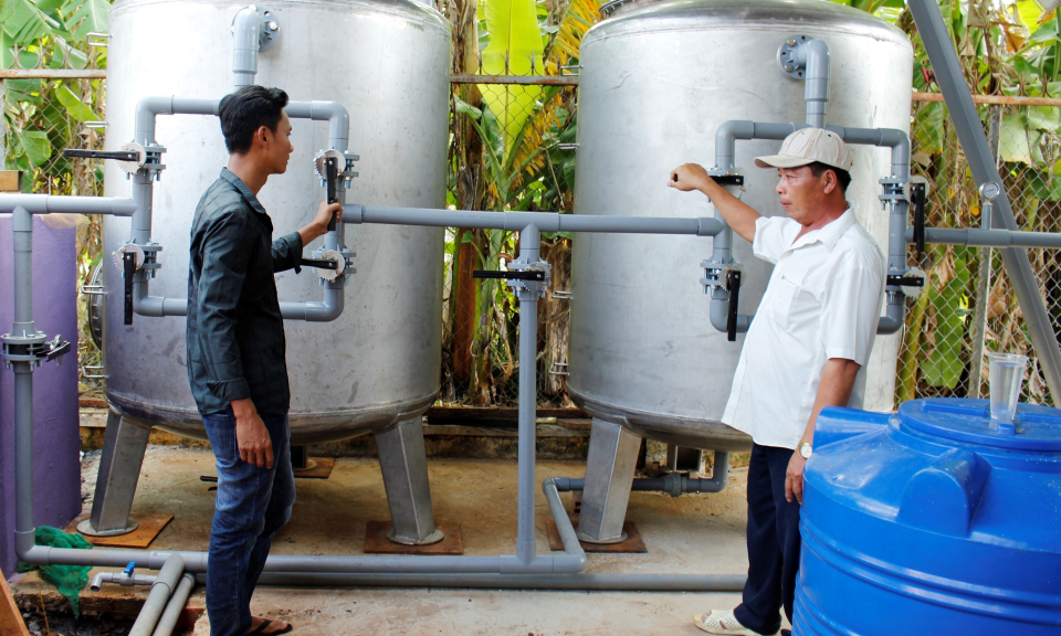 Cần Đước n&acirc;ng cao chất lượng nước sinh hoạt cho người d&acirc;n