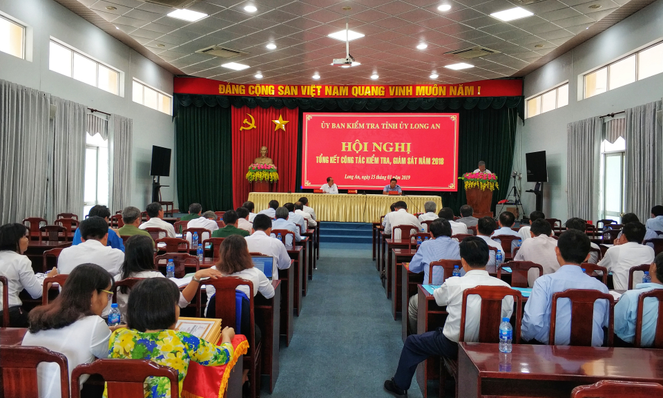 Năm 2018: 161 đảng vi&ecirc;n bị thi h&agrave;nh kỷ luật