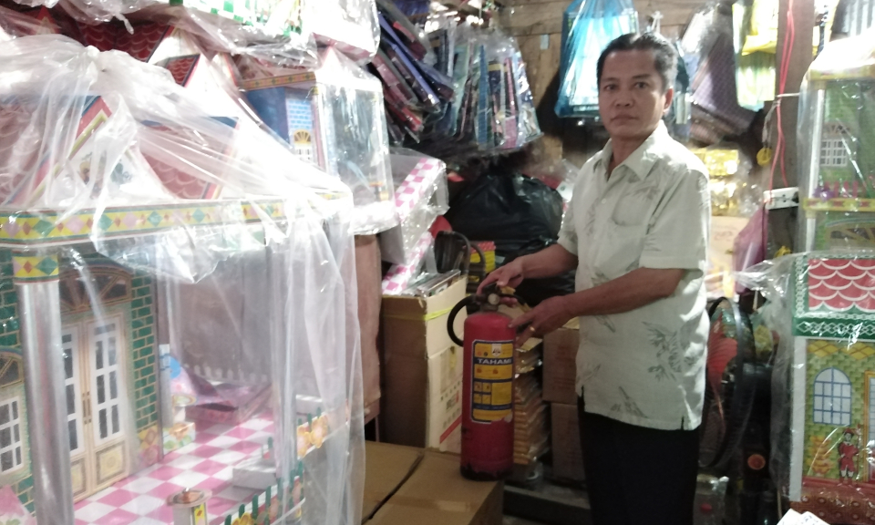 Chợ B&agrave;u Trai tăng cường ph&ograve;ng chống ch&aacute;y nổ trong dịp tết Kỷ Hợi