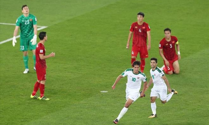 Truyền th&ocirc;ng H&agrave;n Quốc tin Việt Nam vượt qua v&ograve;ng bảng d&ugrave; thua Iraq