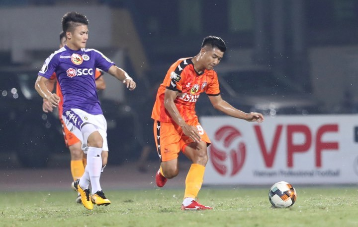 Vòng 10 V-League: Bùi Tiến Dũng ra mắt, Văn Toàn giải cứu HAGL