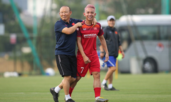 Tuyển Việt Nam đấu Th&aacute;i Lan: Đằng sau tuy&ecirc;n bố của thầy Park