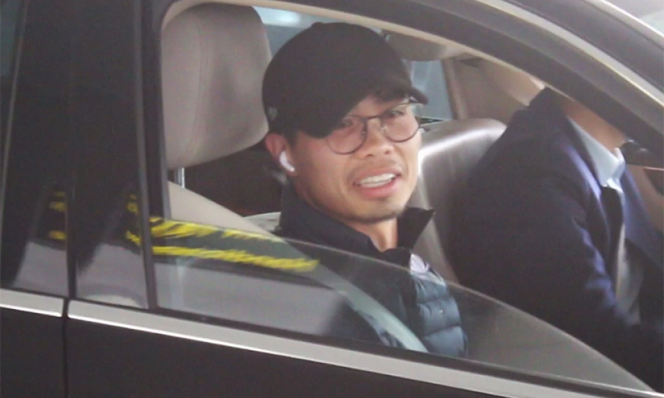 C&ocirc;ng Phượng, Văn Hậu hội qu&acirc;n, thầy Park t&iacute;nh kế hạ UAE