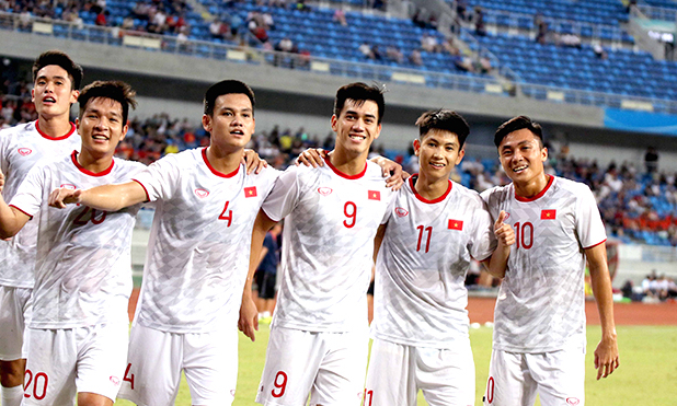 Thầy tr&ograve; HLV Park Hang-seo sẵn s&agrave;ng cho chiến dịch ‘săn V&agrave;ng’ ở SEA Games