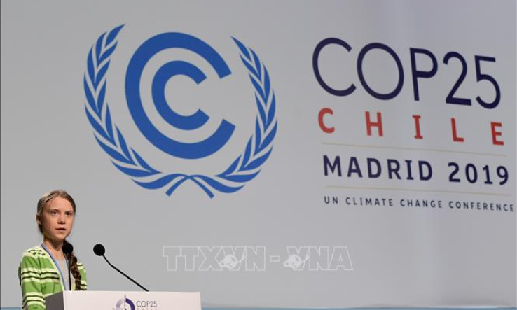 Nh&igrave;n lại thế giới 2019: T&igrave;nh trạng khẩn cấp của biến đổi kh&iacute; hậu