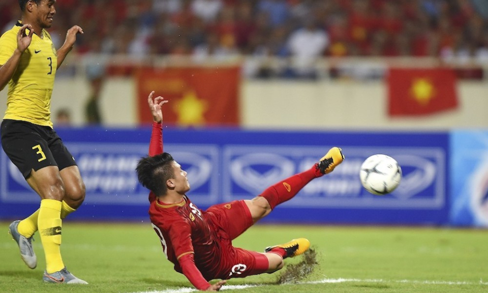 Quả b&oacute;ng v&agrave;ng ch&acirc;u &Aacute; 2019: Cuộc chiến của Quang Hải