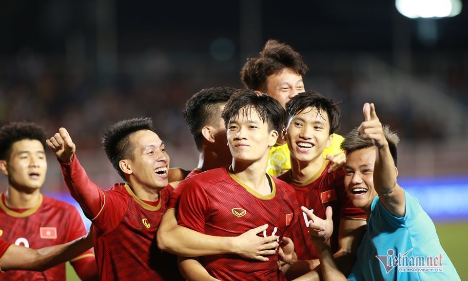 U23 Việt Nam chiến U23 ch&acirc;u &Aacute;: Lột x&aacute;c v&agrave; bay cao!