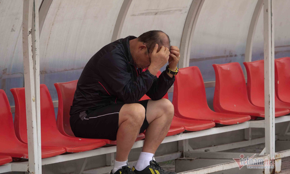 U23 Việt Nam loại Đ&igrave;nh Trọng: Đ&ograve;n gi&oacute; hay c&aacute;i l&yacute; của thầy Park