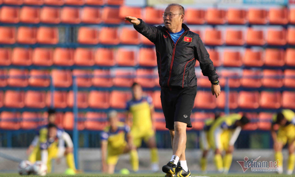 U23 Việt Nam chốt qu&acirc;n: Đừng bất ngờ, thầy Park c&ograve;n lắm chi&ecirc;u!