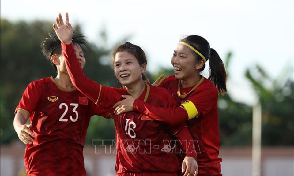 Tuyển nữ Việt Nam quyết chinh phục đỉnh n&uacute;i cao