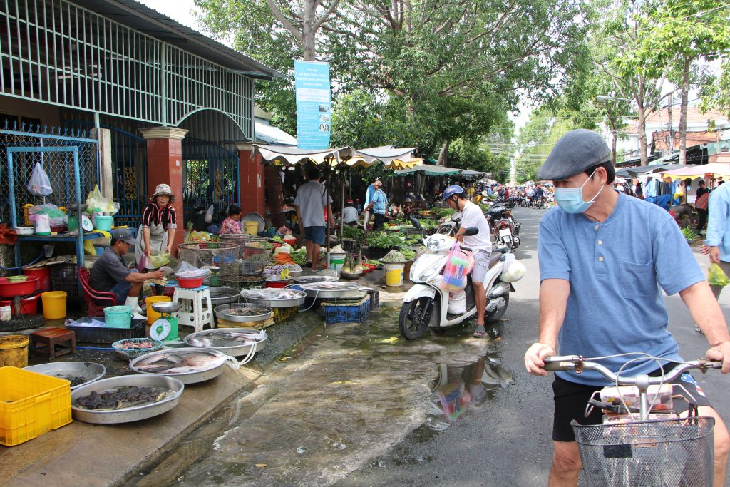 Đặc sản cá linh non khan hiếm, giá đắt đỏ - Báo và phát thanh, truyền ...