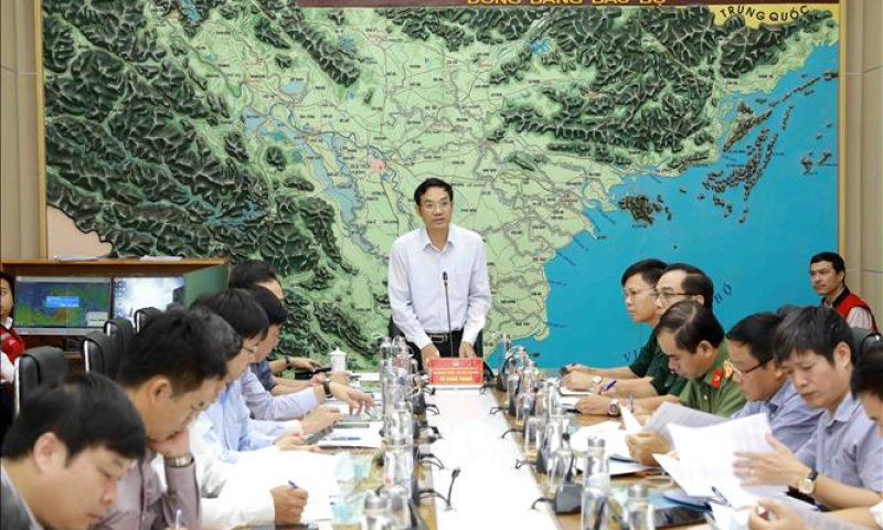 Theo d&otilde;i chặt chẽ diễn biến b&atilde;o số 5 v&agrave; mưa lũ để chủ động ứng ph&oacute;