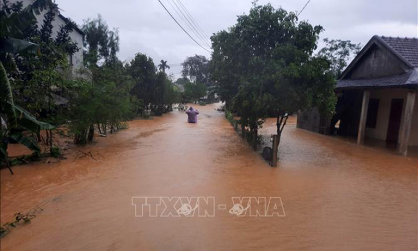Thời tiết ng&agrave;y 17/10: H&agrave; Tĩnh đến Thừa Thi&ecirc;n – Huế c&oacute; khả năng mưa đặc biệt to