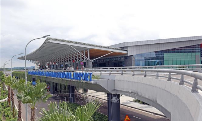 Cần t&iacute;nh to&aacute;n thận trọng quy hoạch ph&aacute;t triển s&acirc;n bay