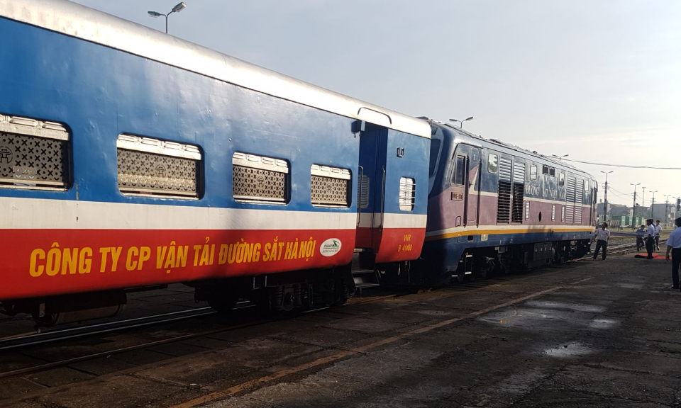 Đường sắt tăng cường h&agrave;ng loạt chặng t&agrave;u kh&aacute;ch phục vụ Tết Dương lịch