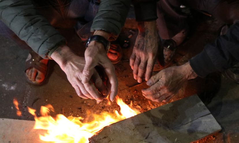 Kh&ocirc;ng kh&iacute; lạnh tăng cường, Bắc Bộ r&eacute;t đậm, v&ugrave;ng n&uacute;i c&oacute; thể xuất hiện băng gi&aacute;