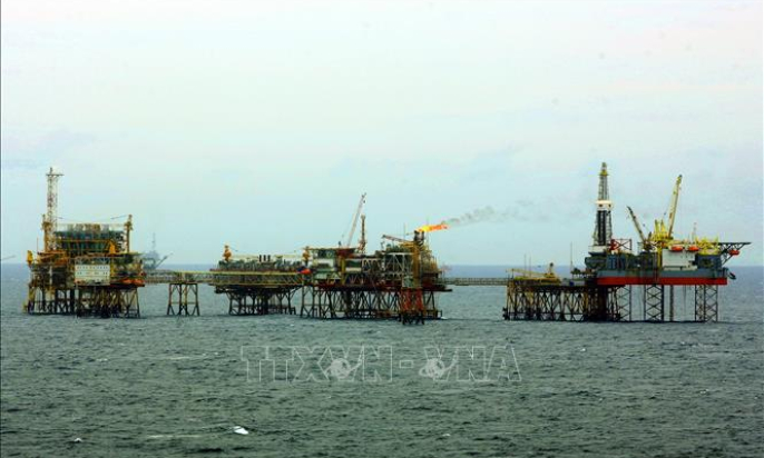 T&igrave;m cơ hội đầu tư khi ng&agrave;nh dầu kh&iacute; gặp kh&oacute;