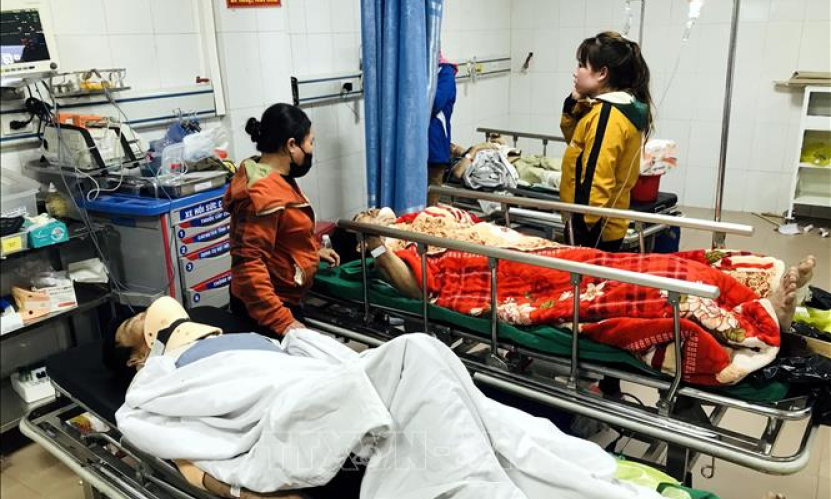 T&iacute;ch cực chữa trị c&aacute;c nạn nh&acirc;n trong vụ tai nạn lao động rơi thang cuốn