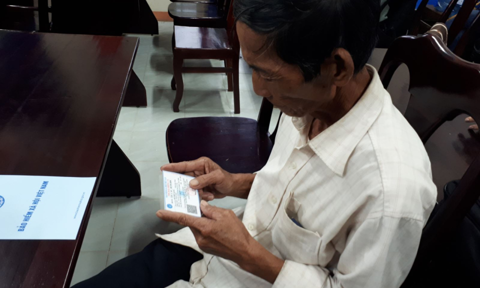 Phấn đấu năm 2021, tất cả người cao tuổi đều c&oacute; BHYT