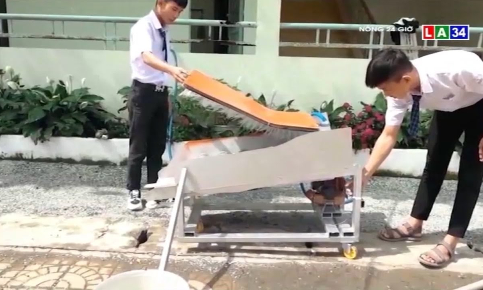 Cận cảnh m&aacute;y rửa rau củ si&ecirc;u nhanh của “kỹ sư nh&iacute;”