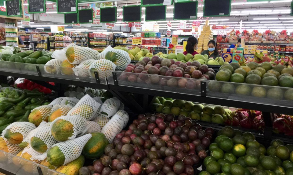 Thị trường ổn định, nhiều si&ecirc;u thị, cửa h&agrave;ng đ&atilde; hoạt động trở lại