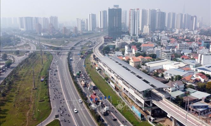 Thi c&ocirc;ng hạng mục cấp điện to&agrave;n tuyến metro Bến Th&agrave;nh – Suối Ti&ecirc;n