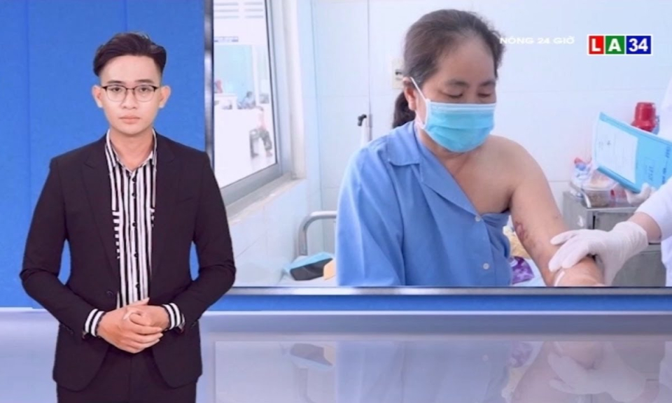 Đi cắt l&uacute;a thu&ecirc;, một phụ nữ bị quấn c&aacute;nh tay tr&aacute;i v&agrave;o m&aacute;y tuốt l&uacute;a