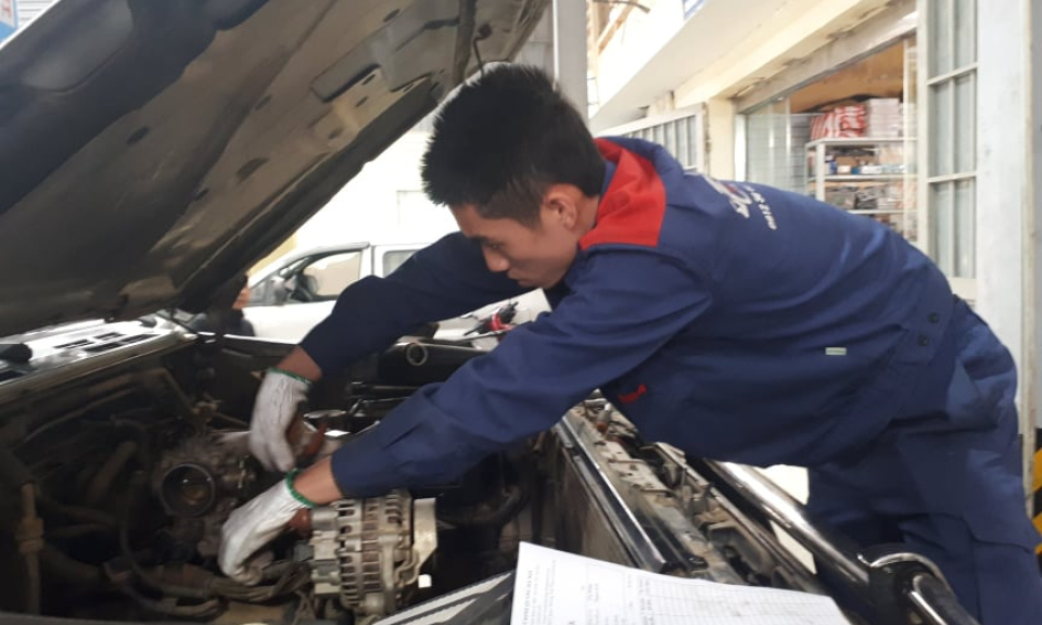 Đề xuất đ&agrave;o tạo lại nghề cho hơn 1 triệu lao động từ Quỹ Bảo hiểm thất nghiệp