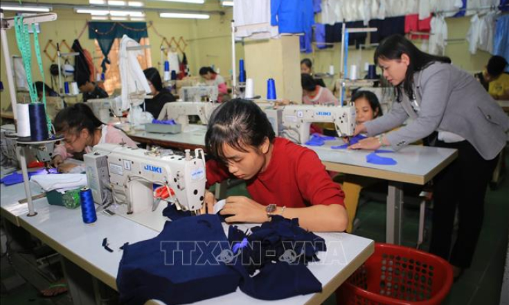 Mỗi năm 20.000 người khuyết tật được hỗ trợ đ&agrave;o tạo nghề