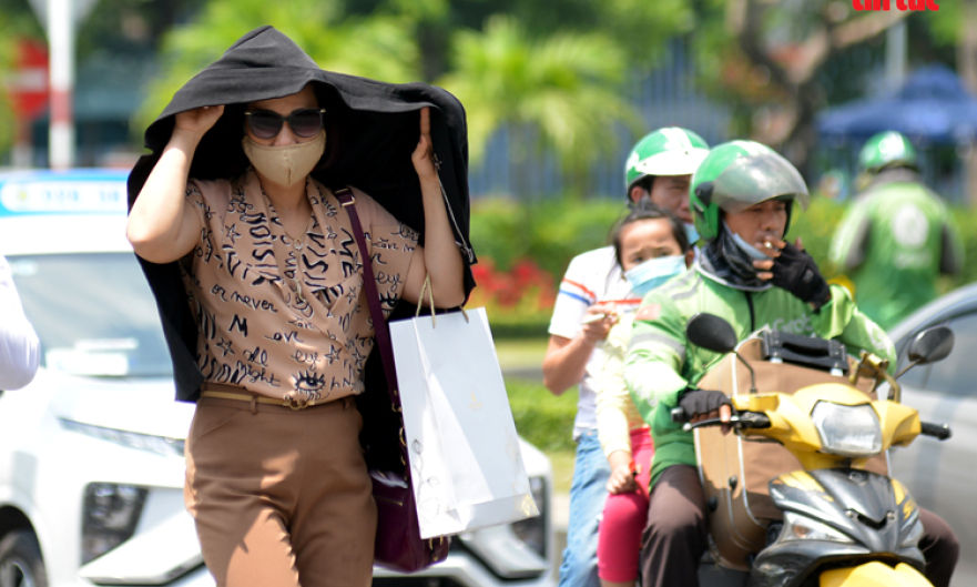 Trung Bộ, Nam Bộ c&oacute; chỉ số tia cực t&iacute;m g&acirc;y hại r&acirc;́t cao