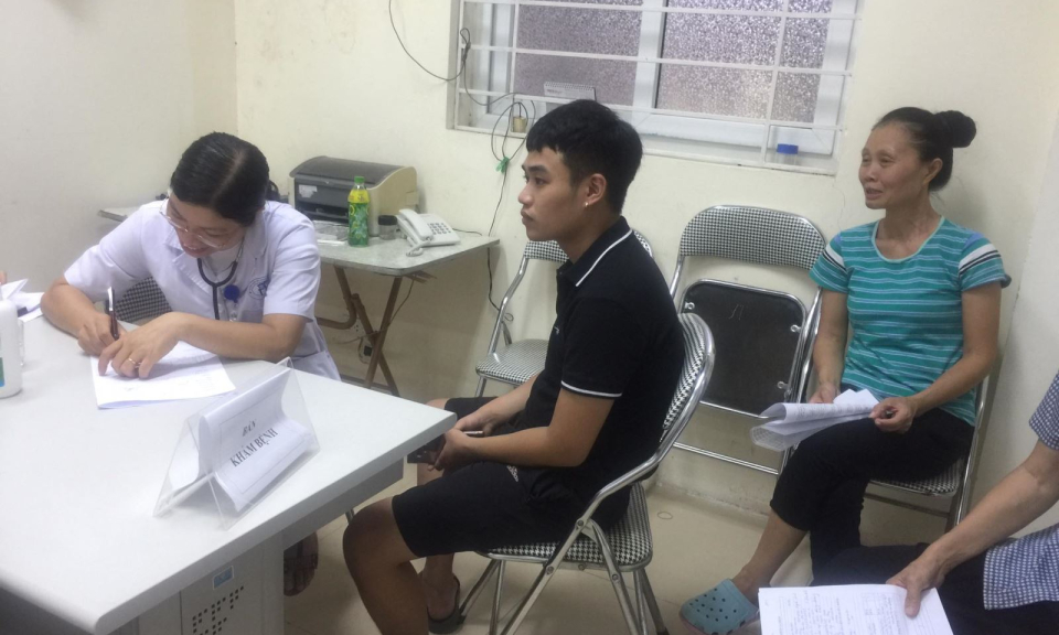 N&acirc;ng chất lượng để người d&acirc;n y&ecirc;n t&acirc;m kh&aacute;m BHYT ở tuyến dưới