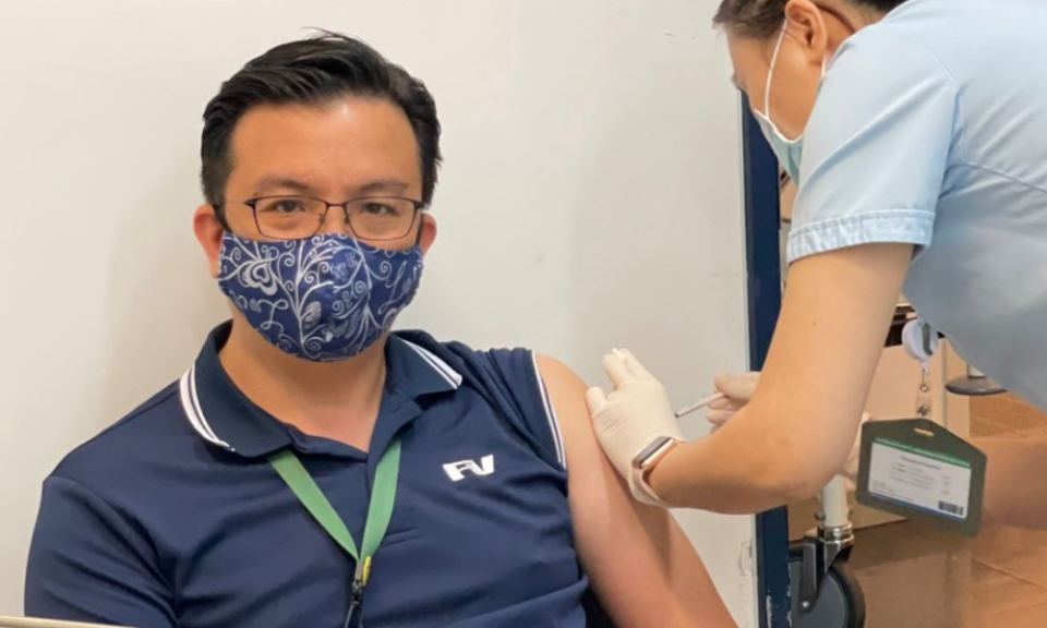 Bệnh viện tư nh&acirc;n đầu ti&ecirc;n tại TP Hồ Ch&iacute; Minh tổ chức ti&ecirc;m vaccine ph&ograve;ng COVID-19