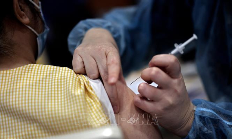 Cơ quan Dược phẩm ch&acirc;u &Acirc;u tin v&agrave;o hiệu quả chống biến thể từ Ấn Độ của c&aacute;c vaccine