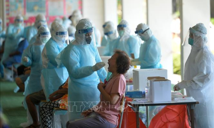 Th&aacute;i Lan th&ecirc;m tr&ecirc;n 3.300 ca mắc COVID-19, n&acirc;ng tổng số l&ecirc;n 116.949 ca