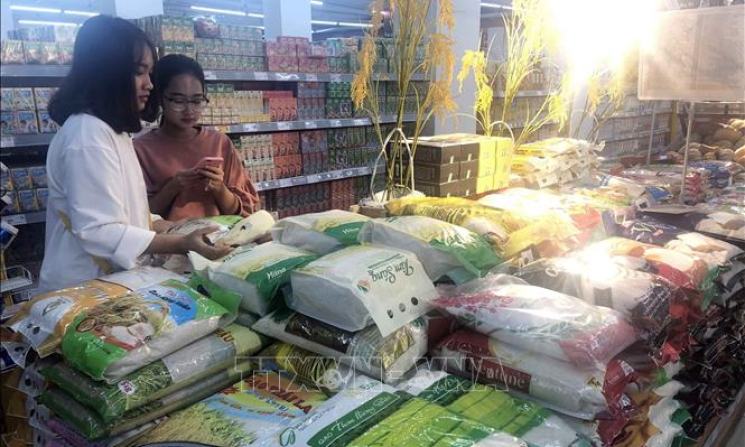 Tiếp tục điều h&agrave;nh gi&aacute; thận trọng, linh hoạt, hỗ trợ thực hiện ‘mục ti&ecirc;u k&eacute;p’