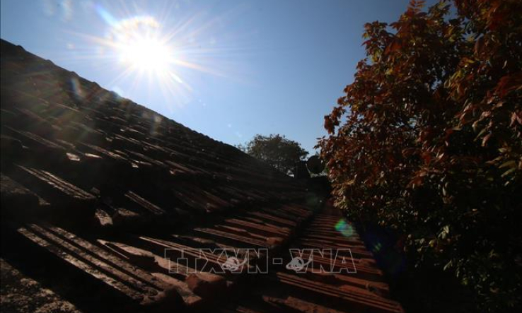 Cẩn trọng với t&aacute;c hại của nắng n&oacute;ng, tia cực t&iacute;m